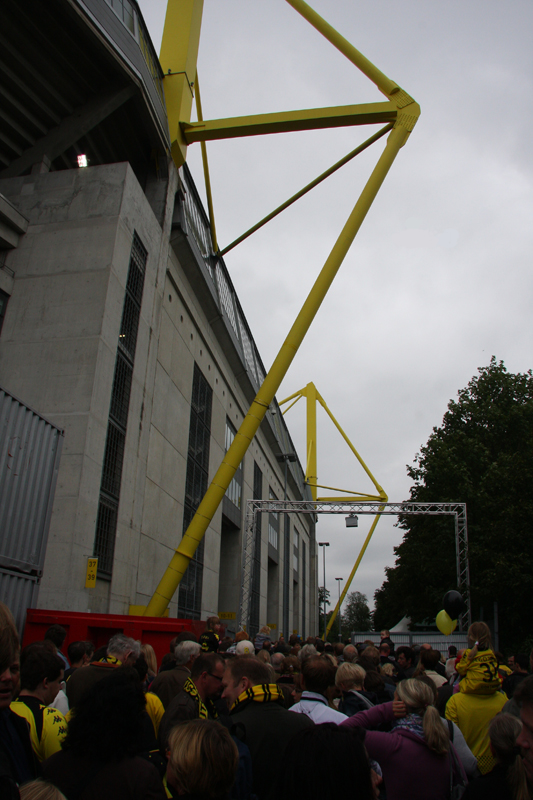 Das Signal-Iduna-Stadion Dortmund

