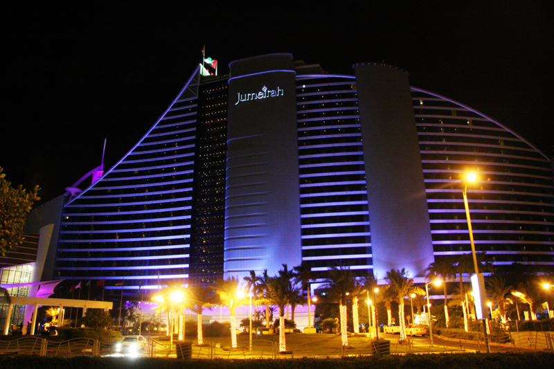 Das Hotel Jumeira by Night

