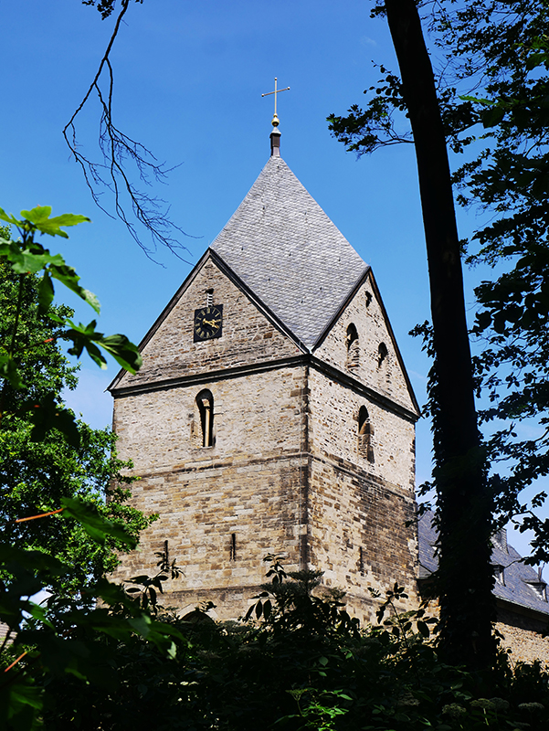 Kirche St. Peter zu Syburg
