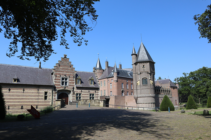 Schloss Heeswijk (NL)

