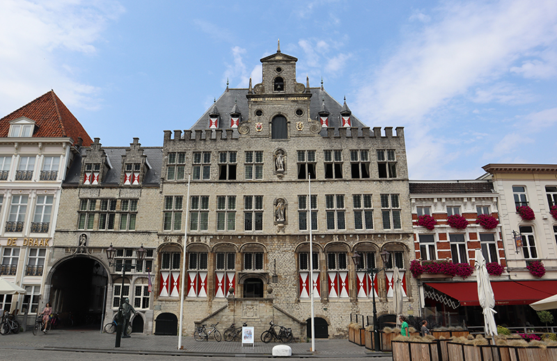 Stadhuis (Rathaus), Bergen op Zoom (NL)
