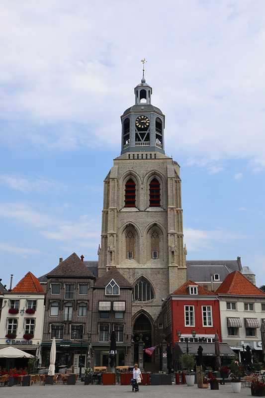Sint-Gertrudiskerk, Bergen op Zoom (NL)
